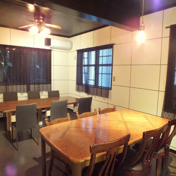 【Private room can accommodate 8 to 15 people ☆】 It is possible to change the layout according to the number of people.Please do not hesitate to consult about the number of people, budget etc., when using banquet.