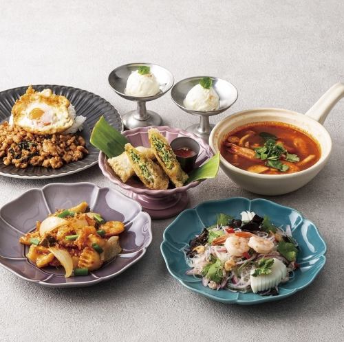 Course featuring popular dishes