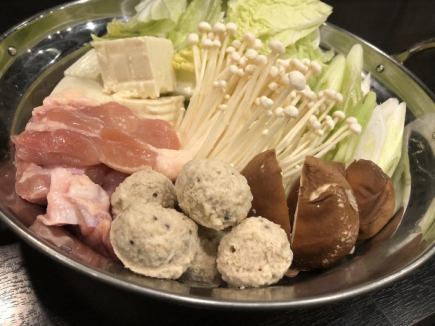 【鳥鍋or 김치 냄비 코스】 부가세 포함 3000엔 90분 음료 무제한 포함!