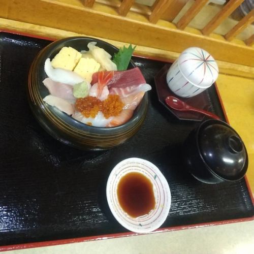 【Bランチ】生チラシ