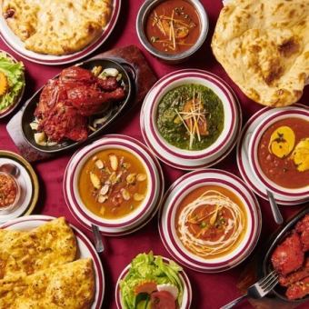 [Berry Special Curry Set] 7,920 yen for 4 people (1,980 yen per person) Many flavors of naan are also available!