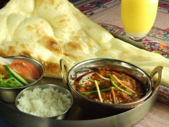 Madras curry set (choose 1 drink of your choice)