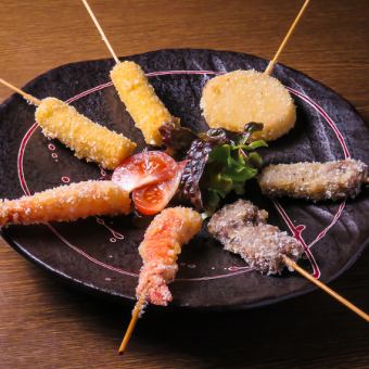 【B級センベロ】ドリンク2杯+小鉢2品+串カツ2種 1100円(税込)※生ビール・日本酒対象外