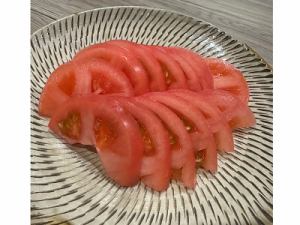 Tomato slices