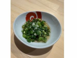 Additional sauce Green onion + Sesame oil 1 serving