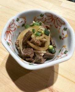 Beef tongue and onions with refreshing ponzu sauce