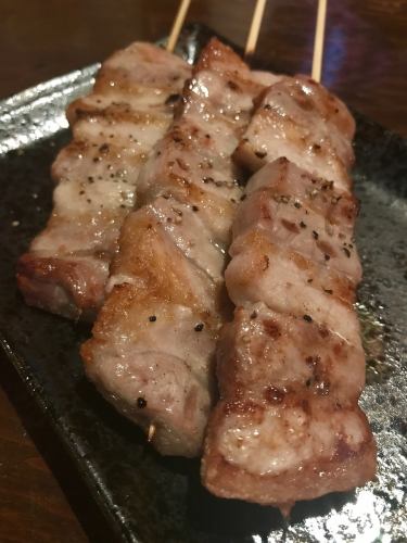 豚バラ　塩 Yakitori pork belly skewer salt grilled