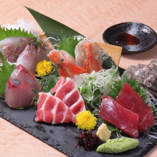 Assorted fresh Naruto fish sashimi for two