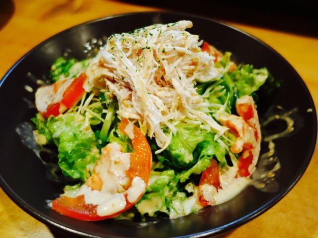 Steamed chicken salad / fried chicken salad / pork shabu-shabu salad / avocado ramen salad