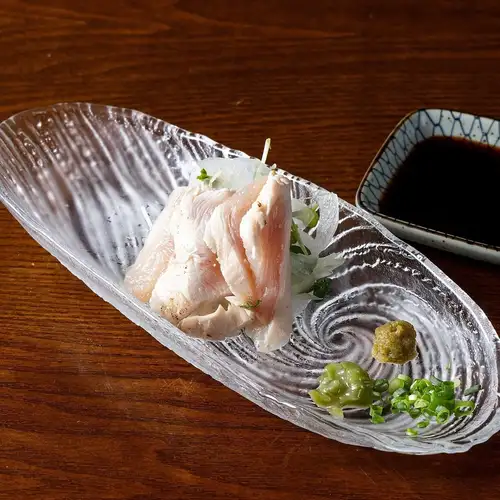 くしべえ3大名物【2】《新名物逸品》鶏のたたき