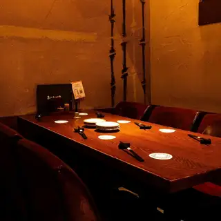 Private room available for 4-6 people.These sofa-style seats offer a luxurious atmosphere and are very popular.