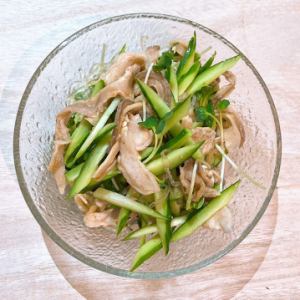 Sashimi cucumber