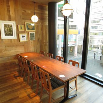 ◇ Table seats ◇ Chair seat type 8 people ◇ The warmth of wood creates a cozy space.Recommended for everyday use, girls-only gatherings, and meals.Please contact us if you have any concerns such as seat information.Please drop in at the stylish store where conversations are lively ♪