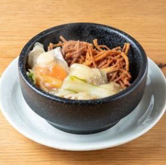 あんかけかた焼きそば