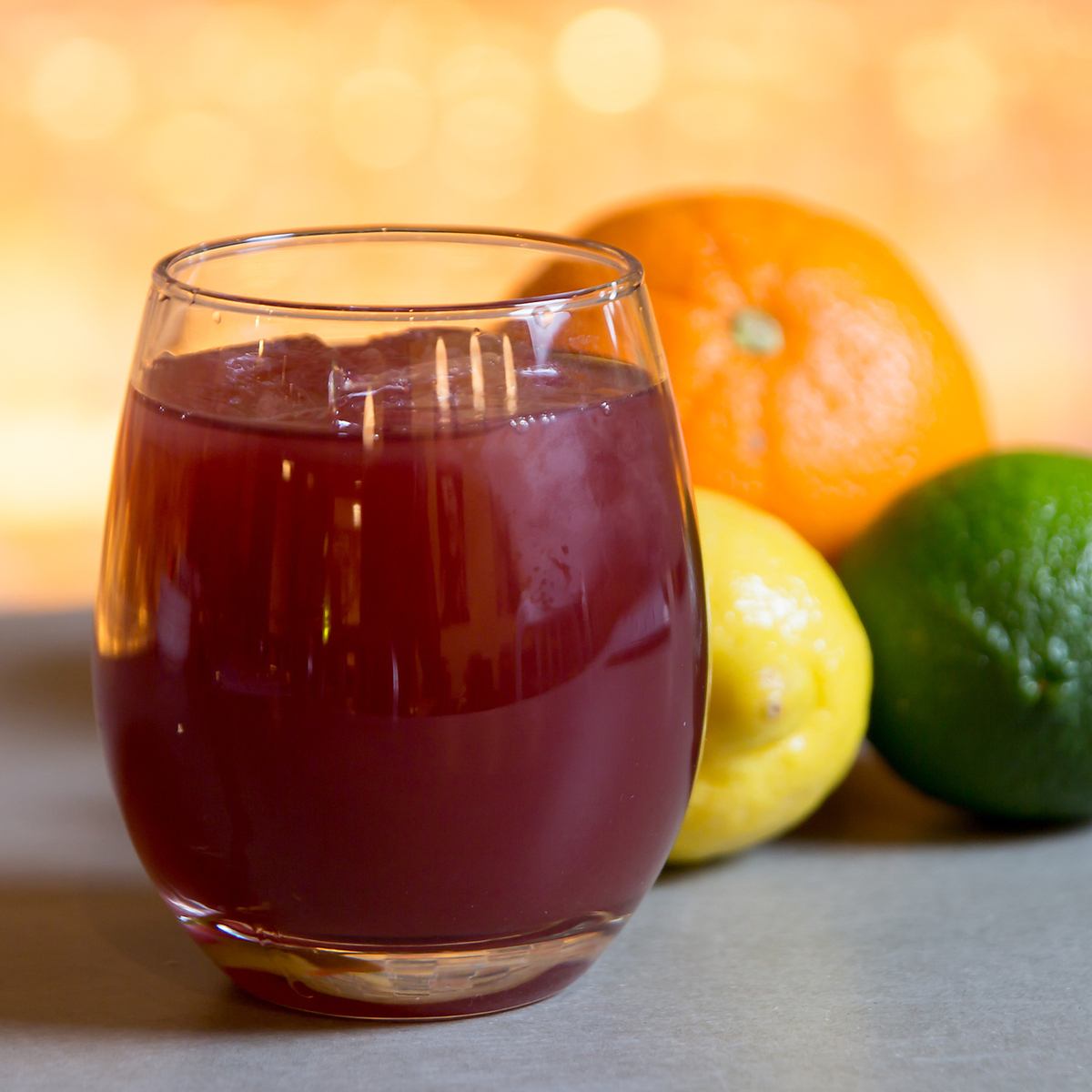 写真映え必至の料理や、ドリンクメニューをご用意しております。