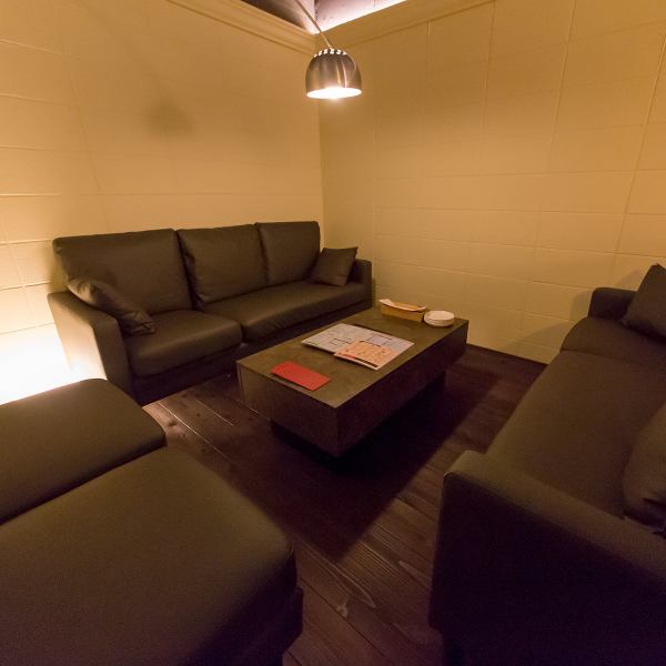 大切な人との記念日や誕生日に最適なコース料理をご用意！旬の食材を活かした特別なメニューでお祝いを華やかに彩ります。落ち着いた雰囲気の店内で、二人の時間をゆっくりとお楽しみいただけます♪！