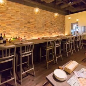 《お1人様でも気兼ねなくご利用いただけるカウンター席です◎》