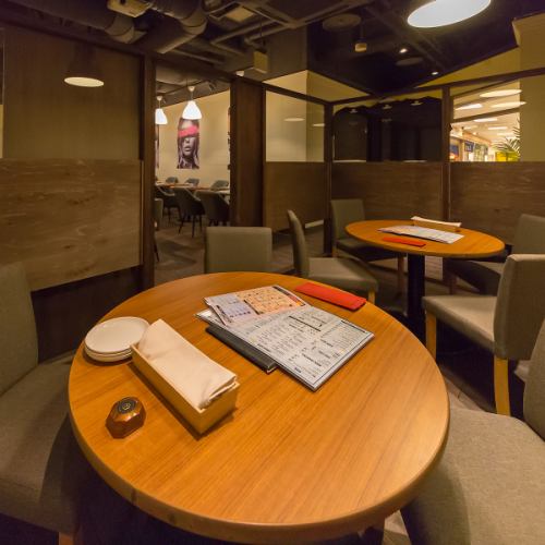 《プライベート空間で食事を楽しむことができる個室です◎》