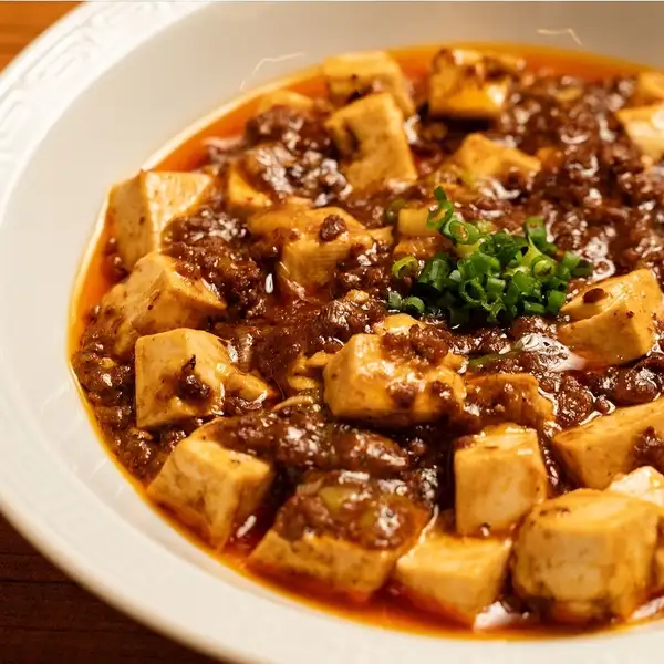 【名物！麻婆豆腐】山椒の香りがたまらない看板商品