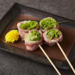 [Vegetable roll skewers] Lettuce roll skewers