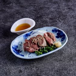 低温調理レバ刺し