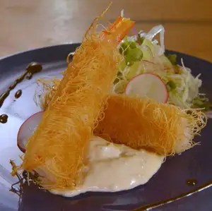 【鉄板居酒屋とりちゃん名物】ぷりっぷり海老の金糸の舞 ～和のタルタル添え～