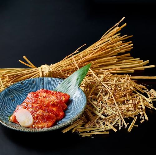 名物藁焼きカルビ 1人前/大皿和牛飲めるカルビ