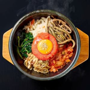 石焼チーズビビンバ/石焼明太ビビンバ