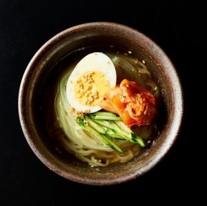 すっぴん美人冷麺/盛岡冷麺