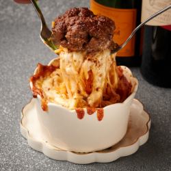 Lava Hamburger Pasta