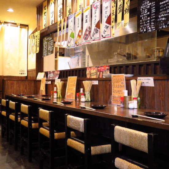 昔懐かし雰囲気漂う居酒屋♪寛ぎながらお料理、お酒を楽しめます