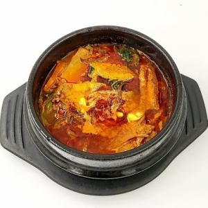 겨자정 전통의 맛! 매운 맛 유케장 수프