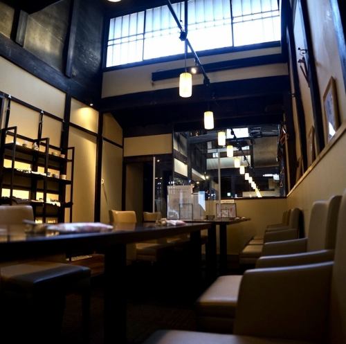 A traditional townhouse space filled with Kyoto atmosphere