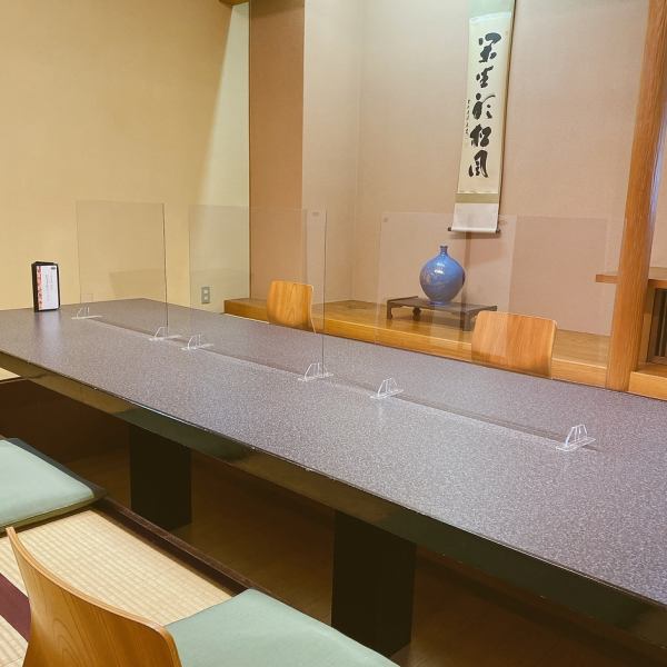 [Private room] A private room with a sunken kotatsu for 2 to 6 people.Enjoy Sansuitei's cuisine to your heart's content in a calm Japanese atmosphere.*We charge 3,300 yen per room as a private room usage fee.