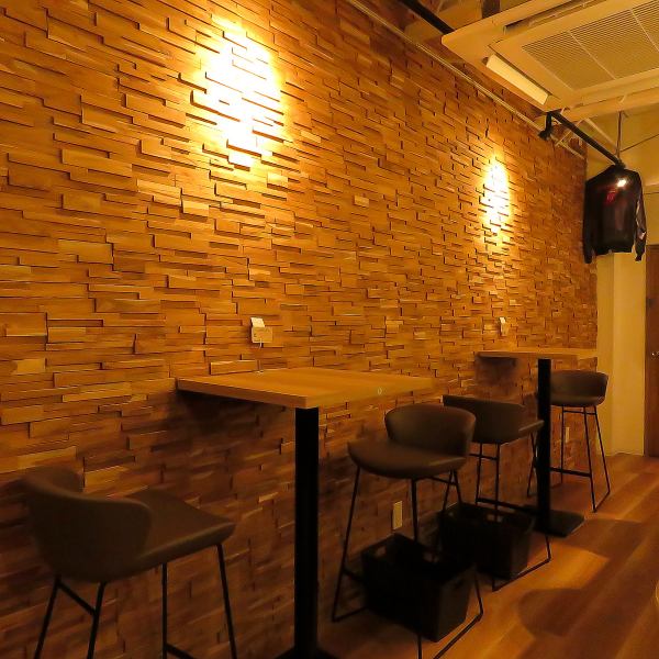 [Calm and stylish space] BAR GANDEN is a hideaway with a calm and warm space.All-you-can-drink prices start from 1,500 yen, making it safe and easy to enjoy! Step out of your everyday life and come to an extraordinary space♪