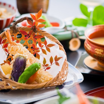 Reservations can be made on the same day! Enjoy three types of sashimi and a small hot pot for one person [120 minutes all-you-can-drink] 8 dishes total 6,000 yen → 5,000 yen