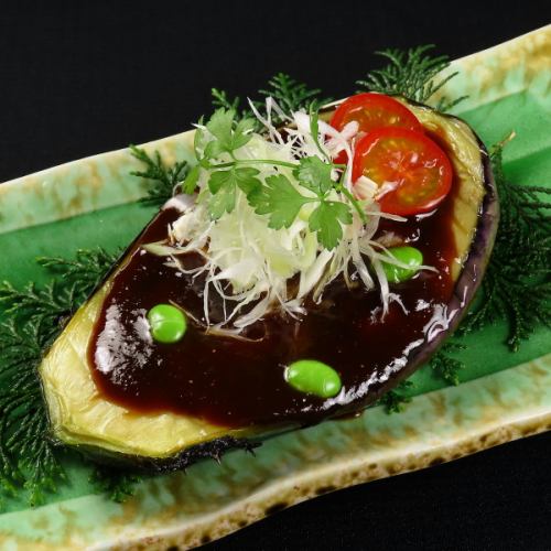 Japanese cuisine using seasonal ingredients