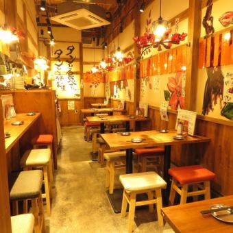 [1st floor / Omiya station immediately!] There are table seating for up to 4 people, including counter seats for one person.Inside the store, you can feel the Japanese atmosphere with the goods written on the wall and the slightly dull pillars.The vibrant atmosphere makes the mood just fun ♪