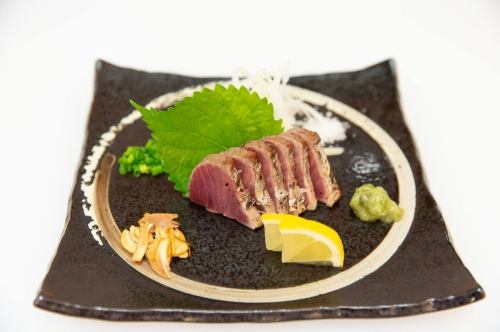 【あまみ】鰹の藁焼き～瞬間調理～