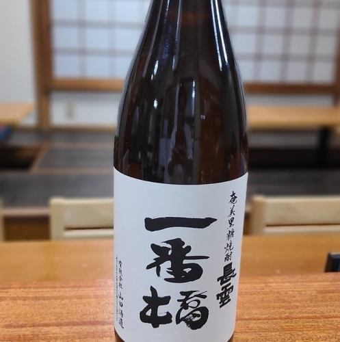 【各種焼酎がそろい踏み♪】《黒糖焼酎》お料理との相性も抜群の美味しい焼酎をご堪能下さい！