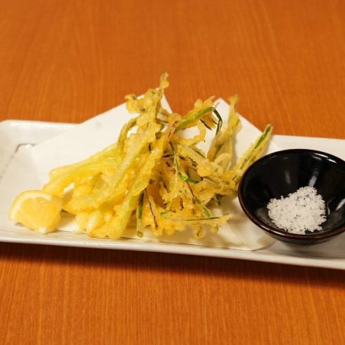 島らっきょうの天ぷら