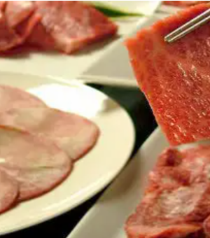 えんや焼肉食べ放題　4378円（税込）