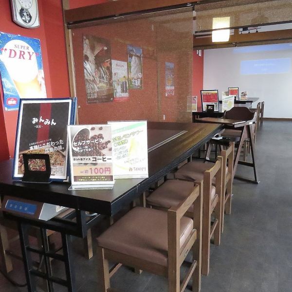 The second floor can be reserved for 6 to 30 people.The store can also be reserved for private use, and reservations can be made for up to 60 people.Great for welcome and farewell parties, banquets with friends, etc.