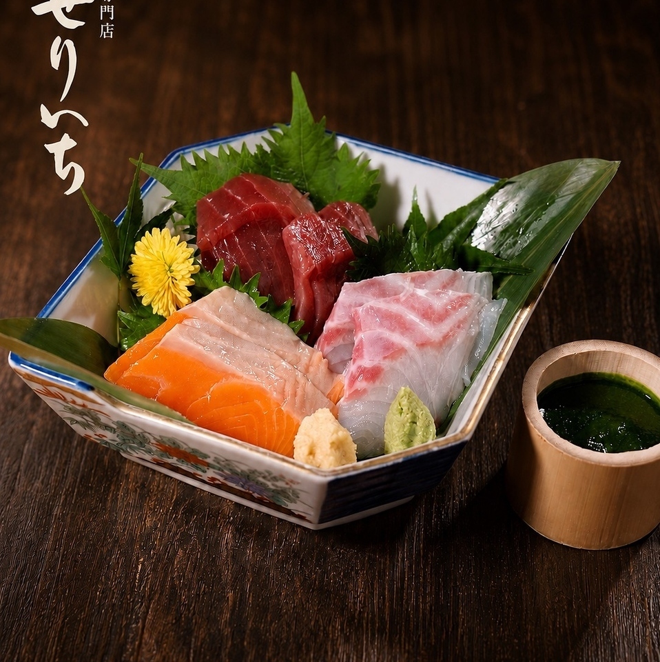 周囲を気にせず語り合える空間は気心の知れた仲間との食事に最適