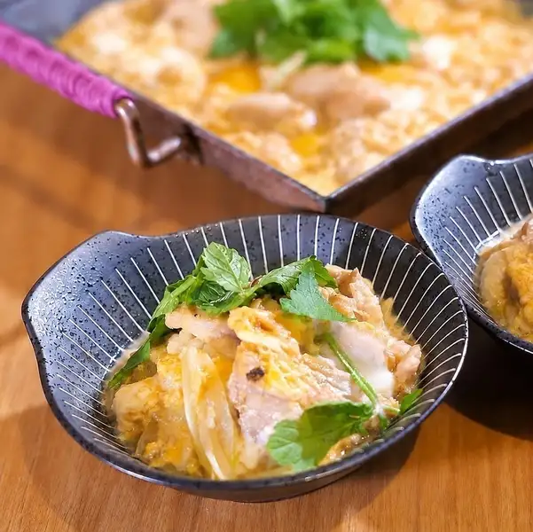 【〆の親子丼】とろっとろの卵で仕上げて