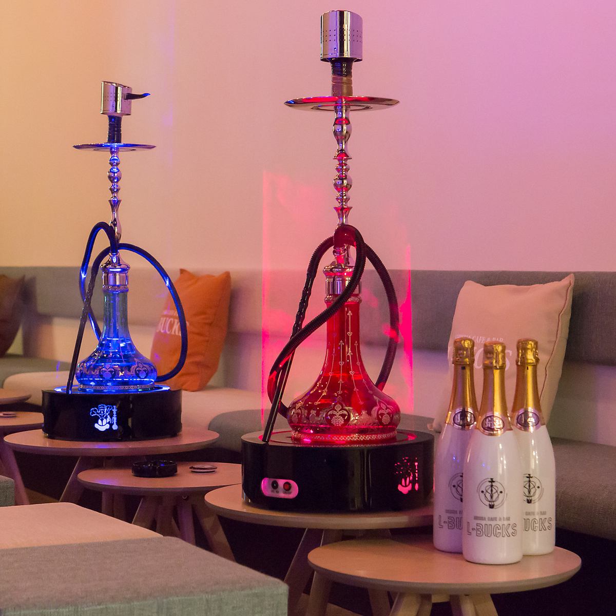 2,200 yen You can enjoy shisha in your free time♪ Fully equipped with Yogibo, Nintendo Switch, and more!