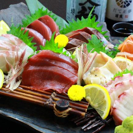 【飲み放題付き!】東北のお刺身 デザート付き全7品（大皿出し）レギュラーコース4,950円（税込）