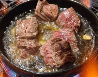 Domestic beef fillet ajillo