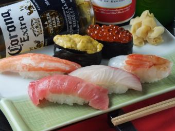 R set (medium fatty tuna, white meat, botan shrimp, snow crab, sea urchin, salmon roe)