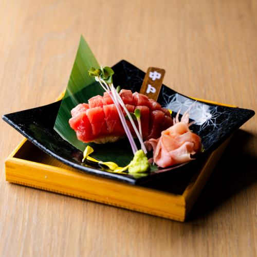 マンゴ－カットマグロ（中トロ）